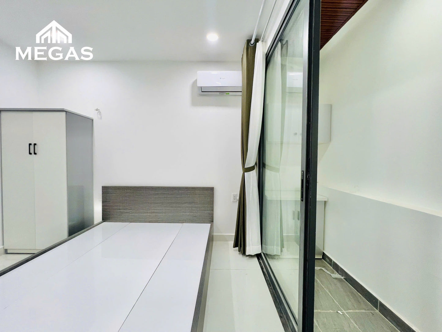 [003881]NHTSTUST-NM01