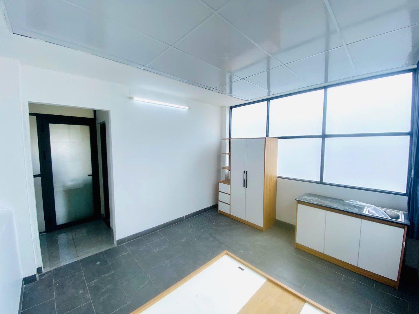 [004461]TSNSTUBC-SM01