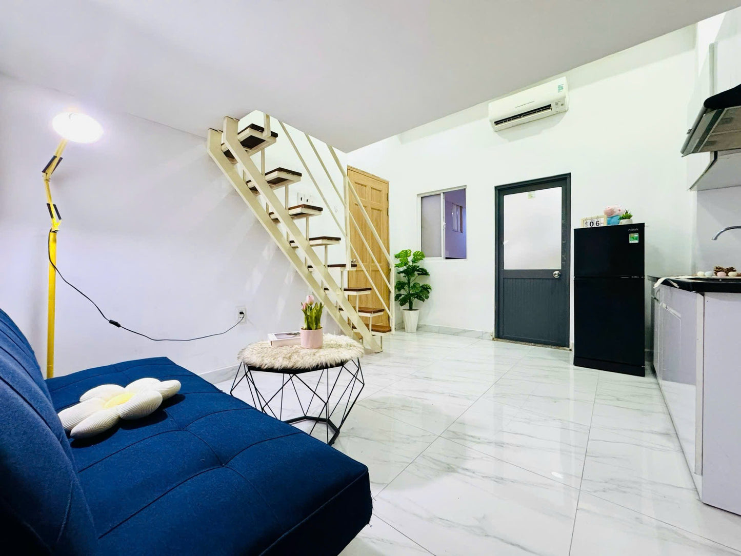 [004471]LSDUPST-NM01