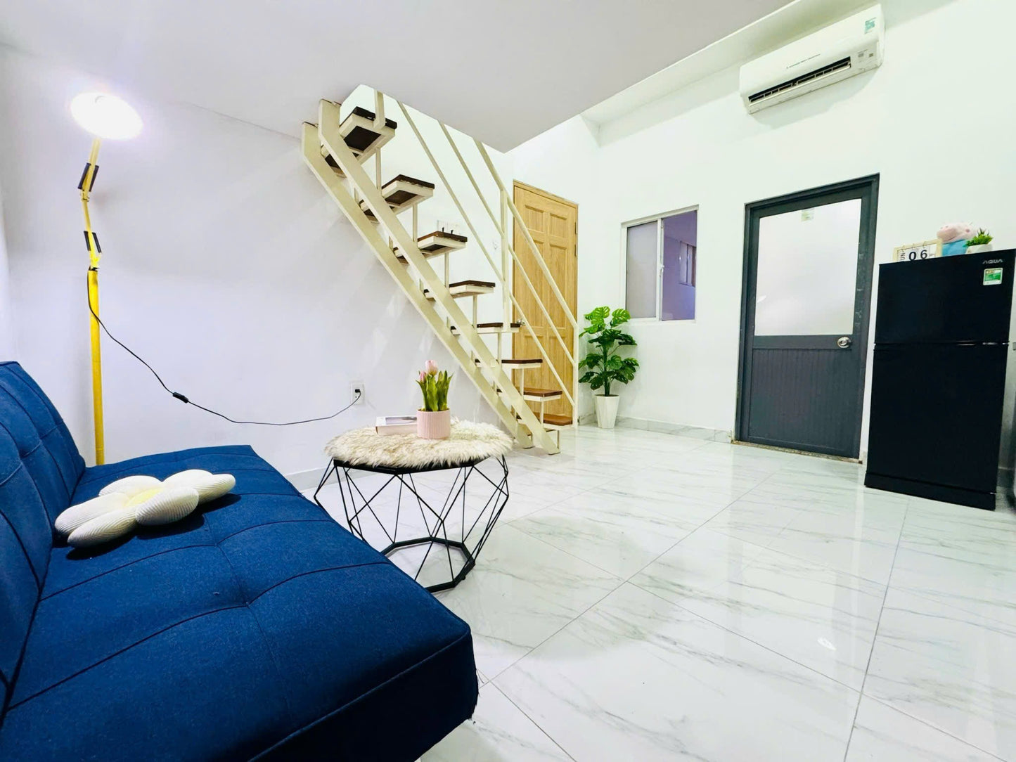 [004471]LSDUPST-NM01