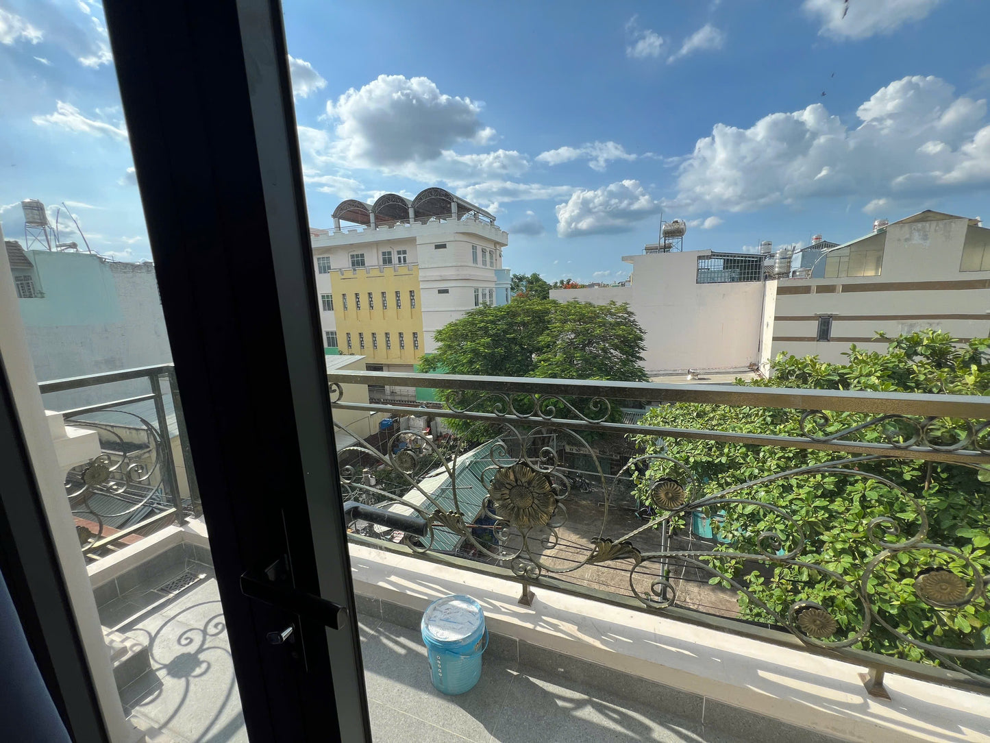 [004601]DNSTUBC-LG01