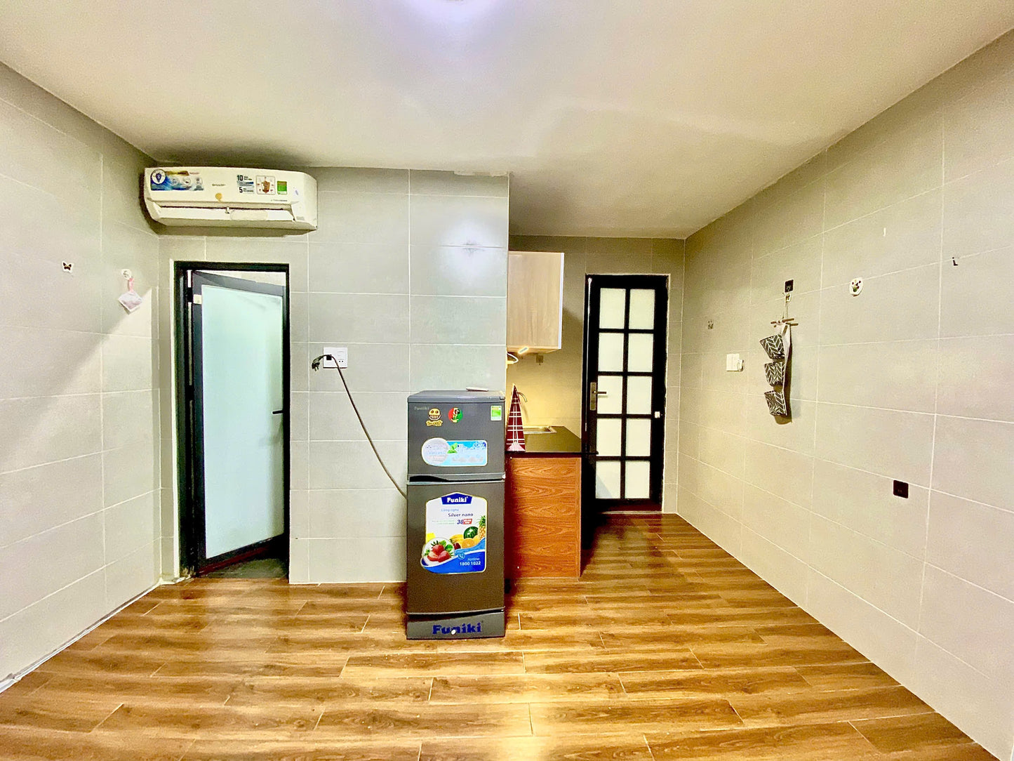 [004611]VLSTUST-SM01