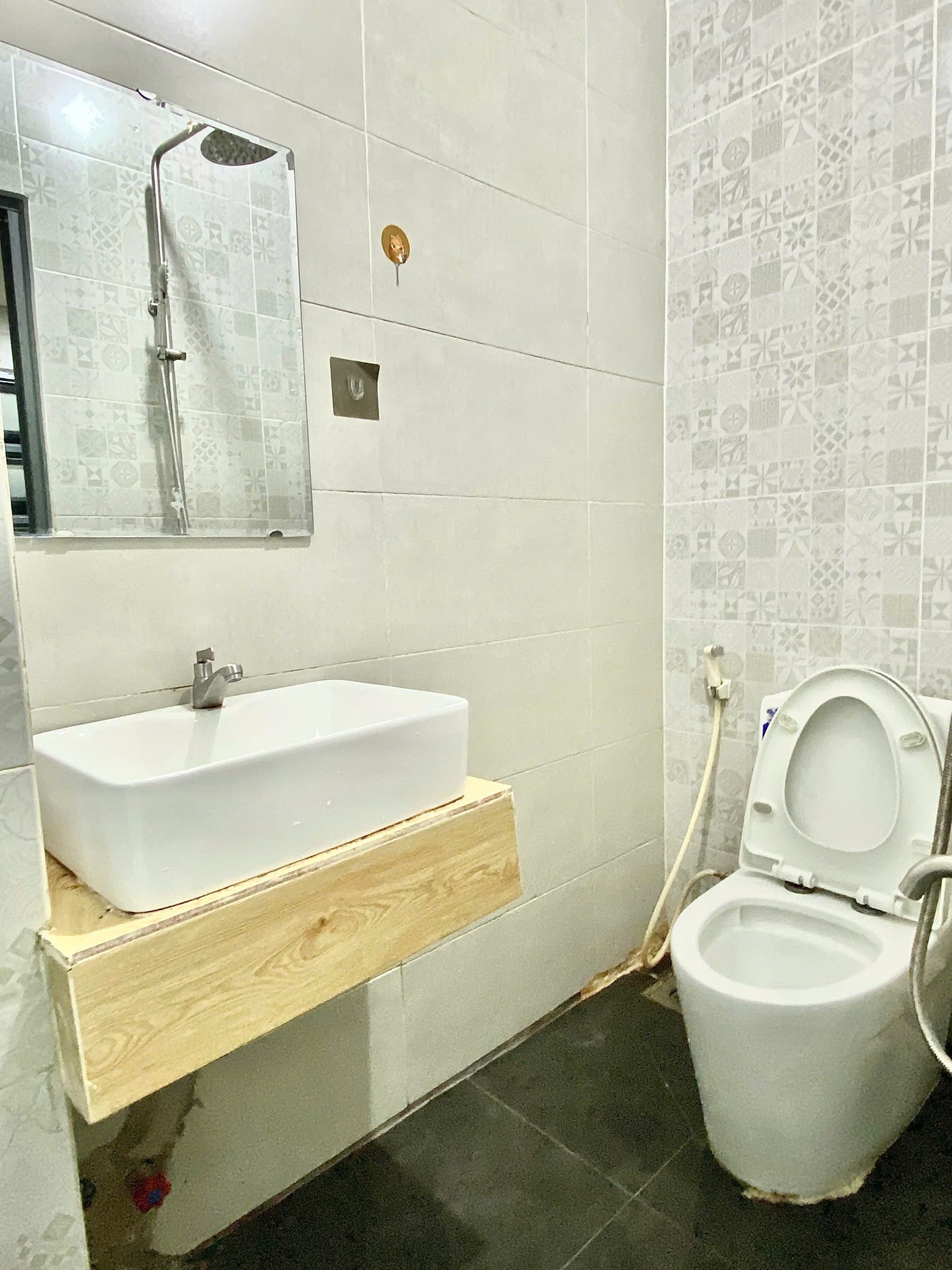 [004611]VLSTUST-SM01