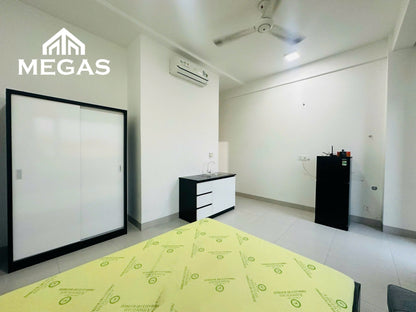 [005021]DTLSTUBC-NM01