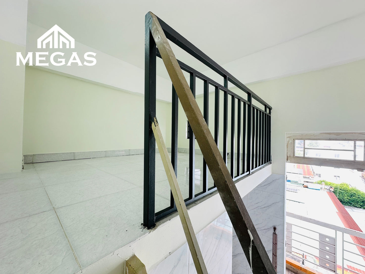 [005031]LTHDUPBC-SM01