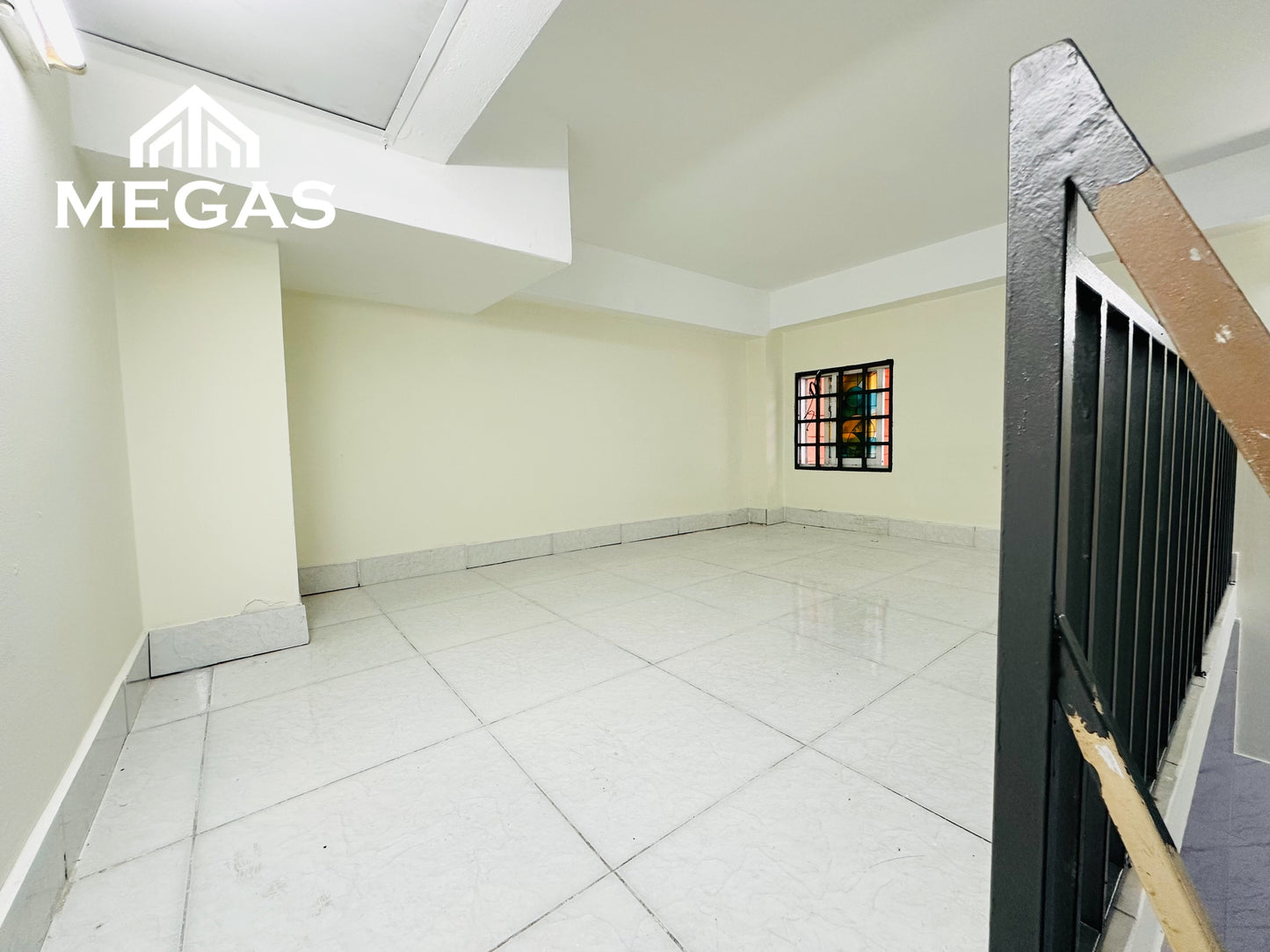 [005041]LTHDUPST-SM02