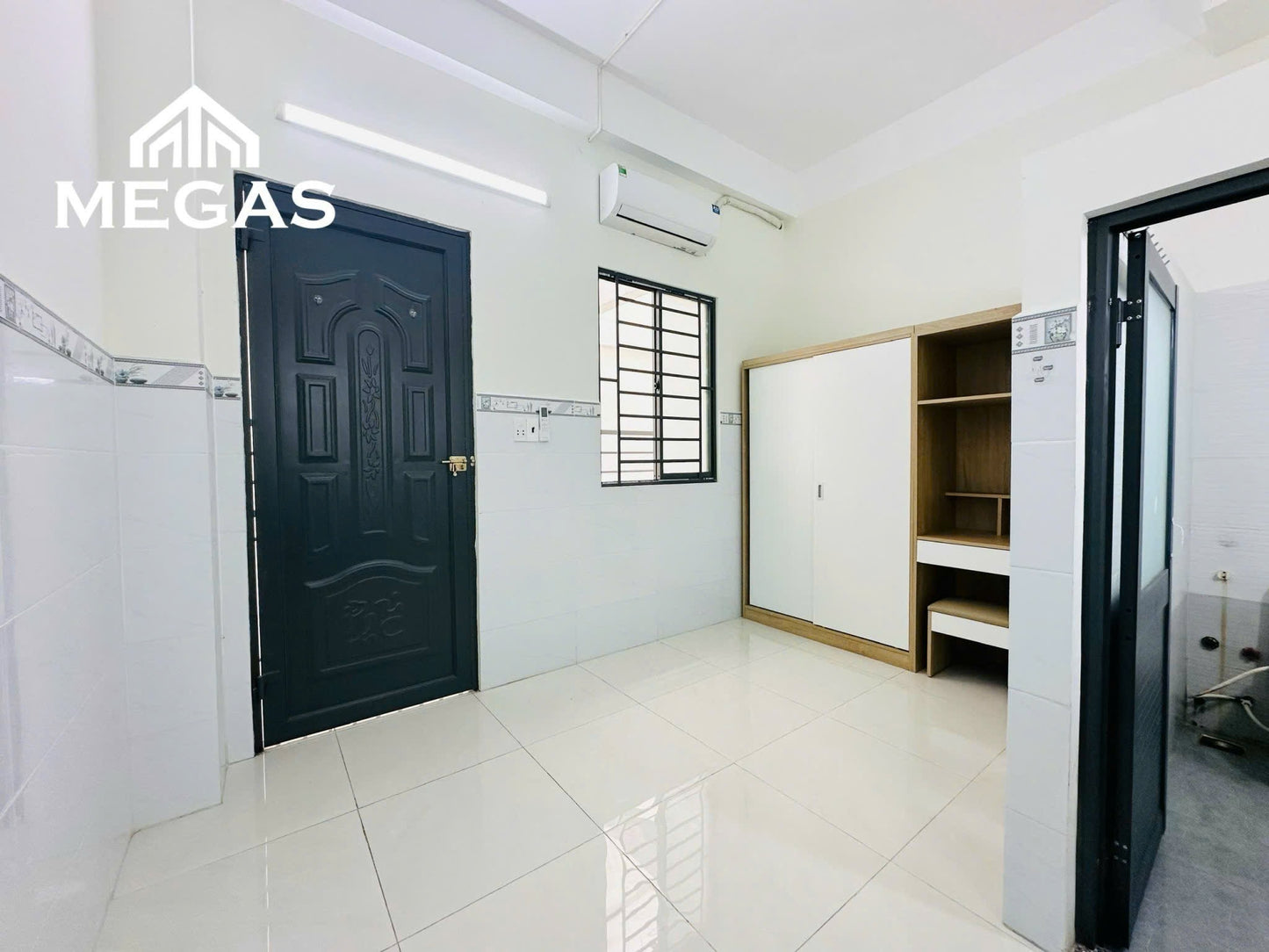 [005241]LTTSTUST-SM01