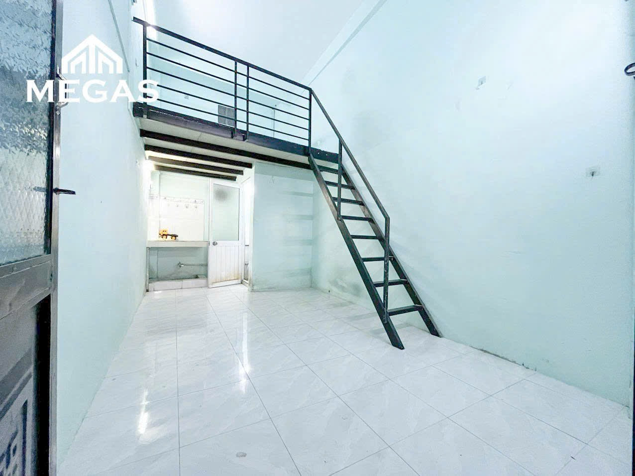 [005641]HBDUPST-SM01