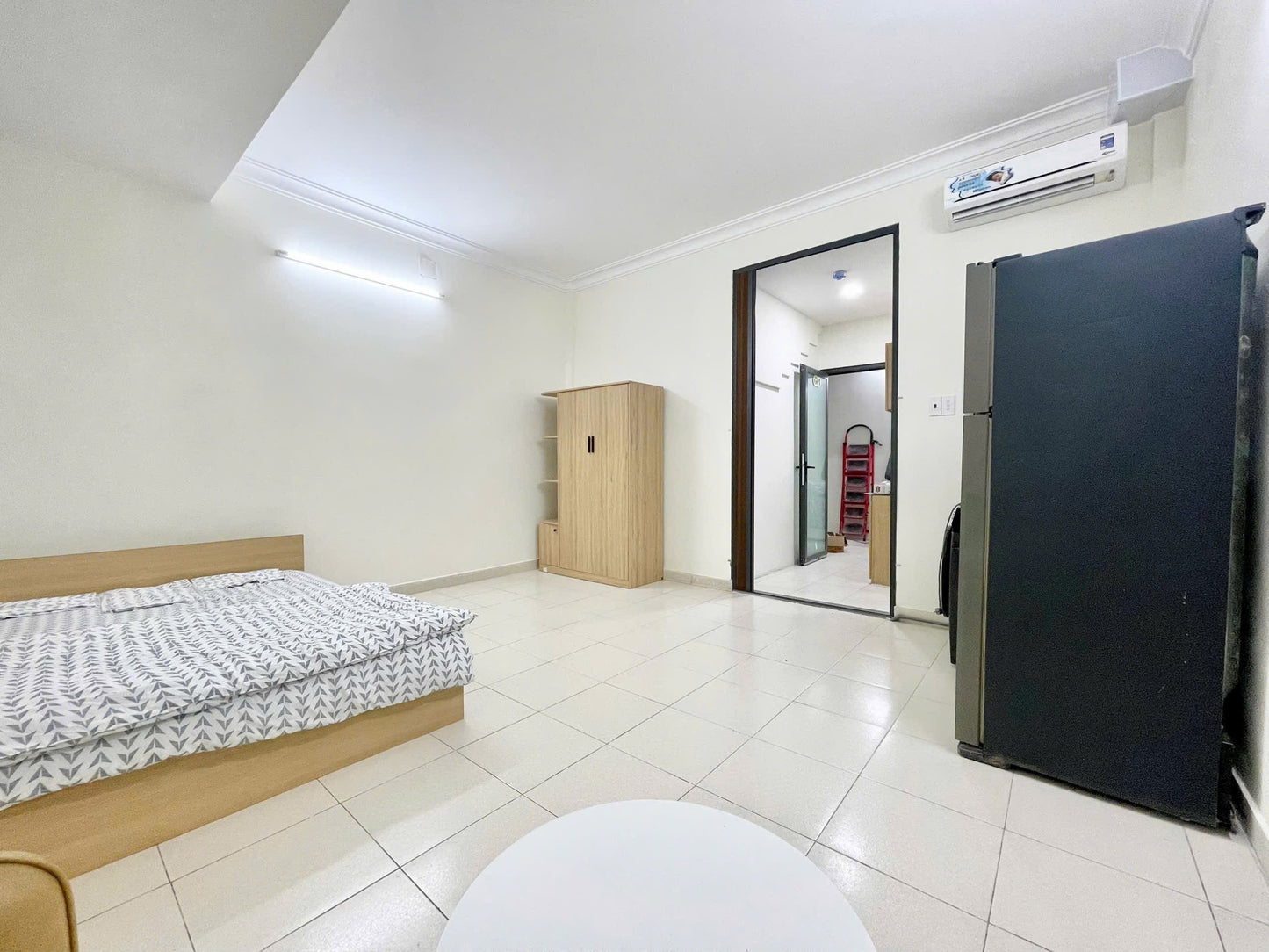 [005651]DVDSTUST-NM01