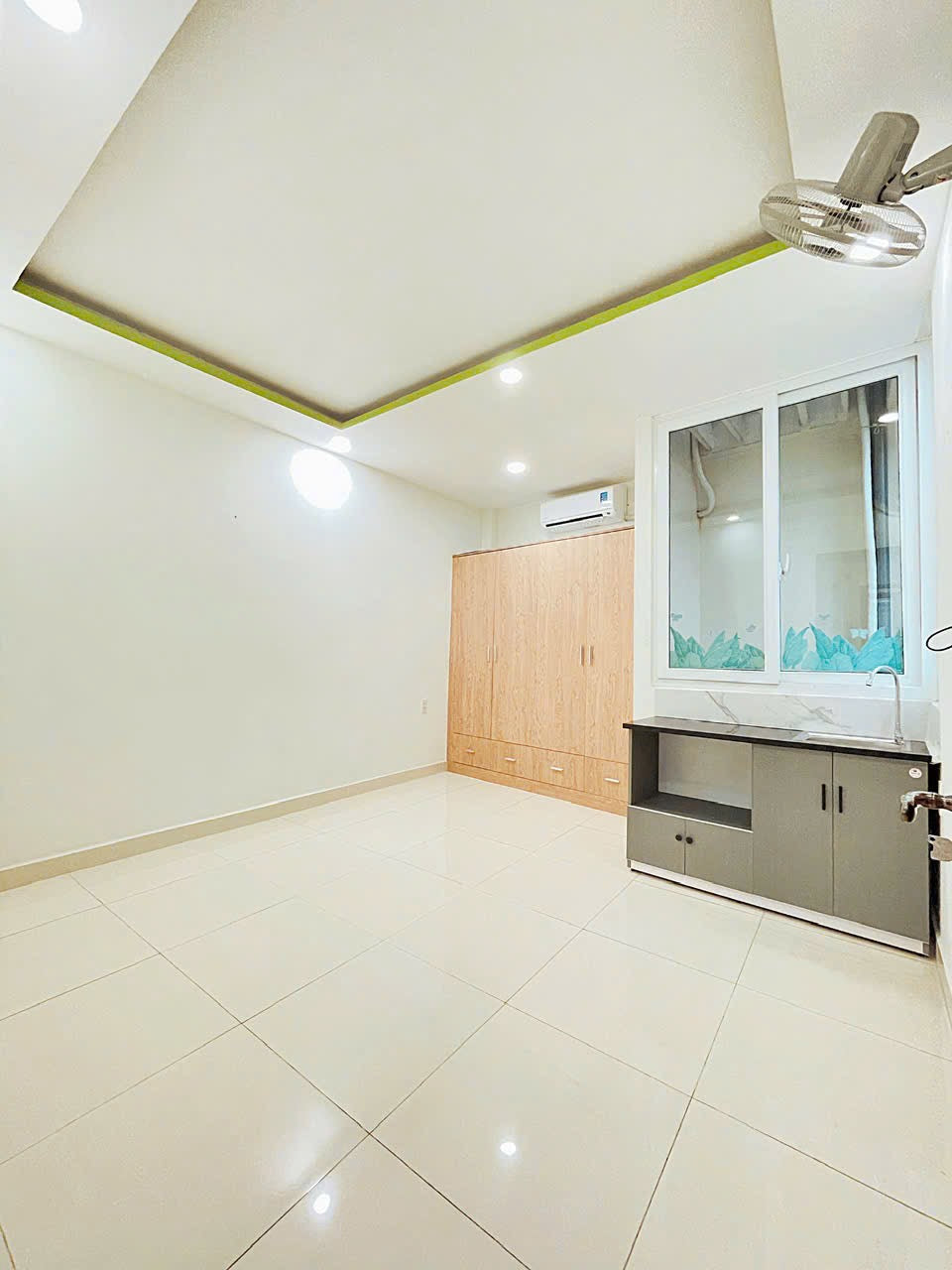 [005691]DMCSTUST-SM01