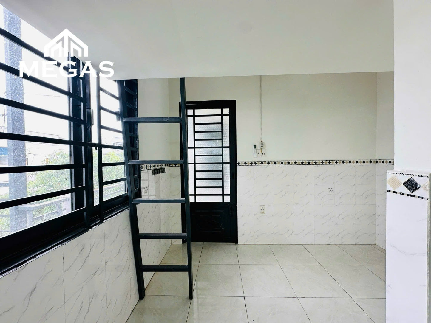 [005731]D13DUPSK-SM02