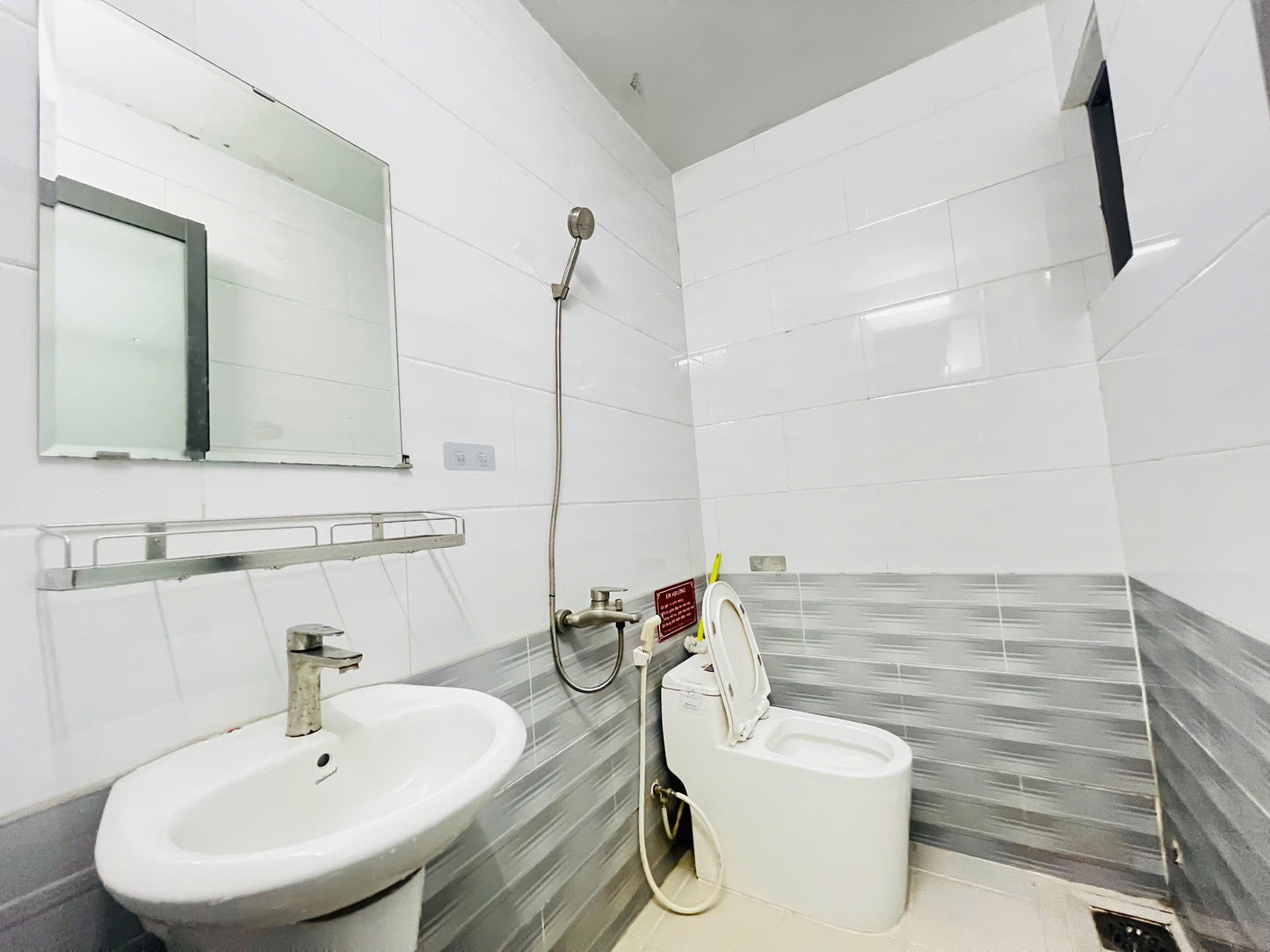 [007961]NTHSTUST-NM01