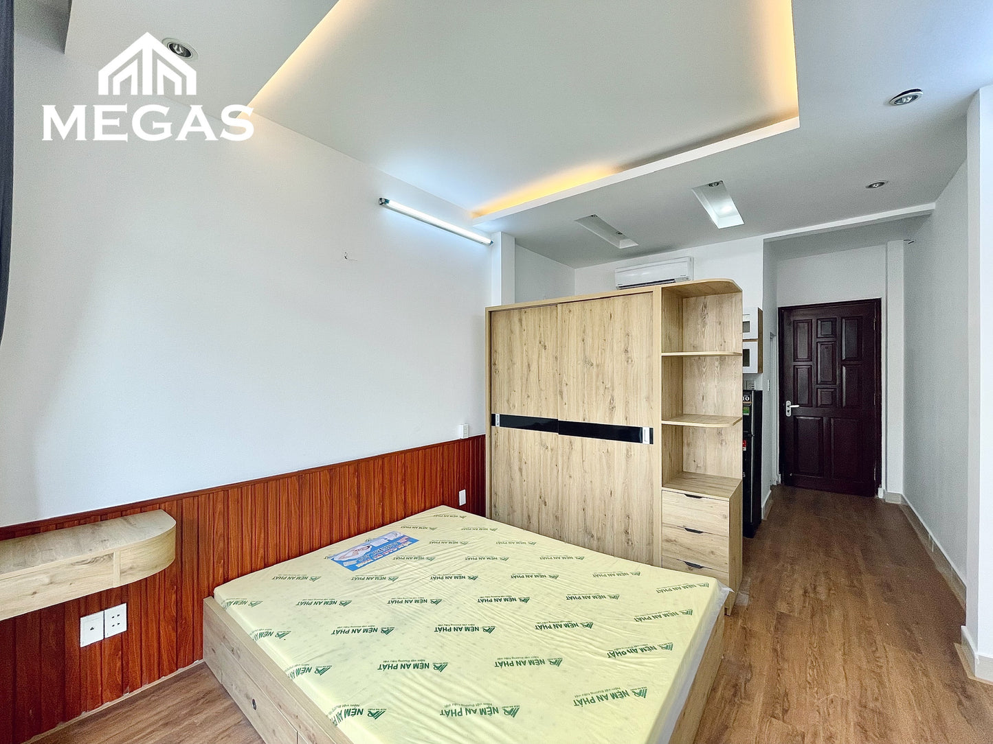 [004065]NSHLSTUST-LG02