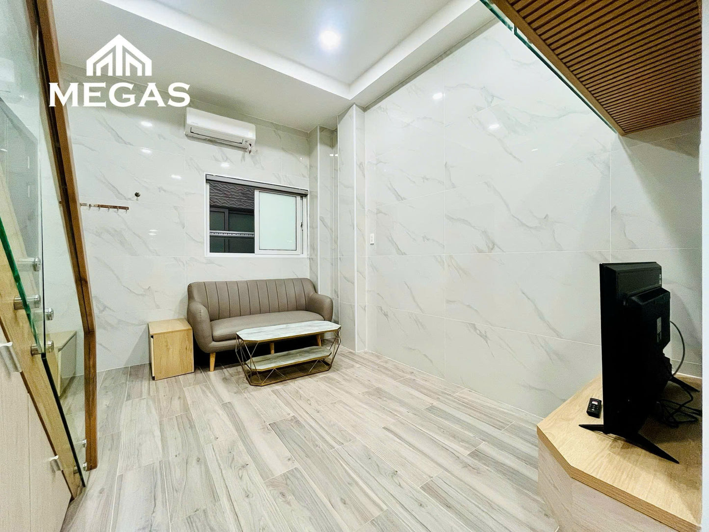 [002604]NVLDUPST-NM01