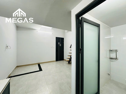 [002341]DC8DUPST-NM01