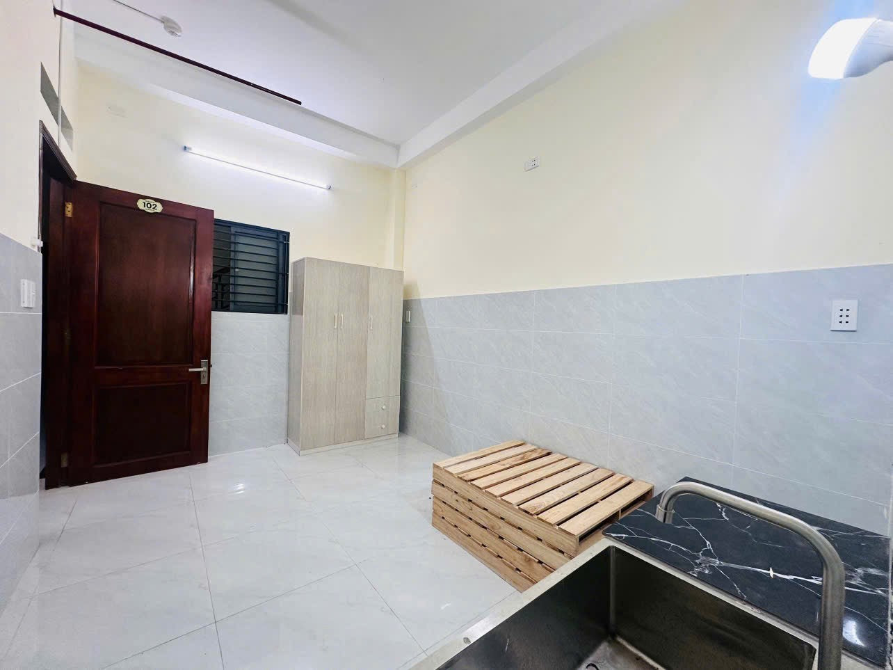 [002401]DDLSTUST-NM01