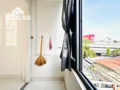 [000352]DS8STUSK-NM02