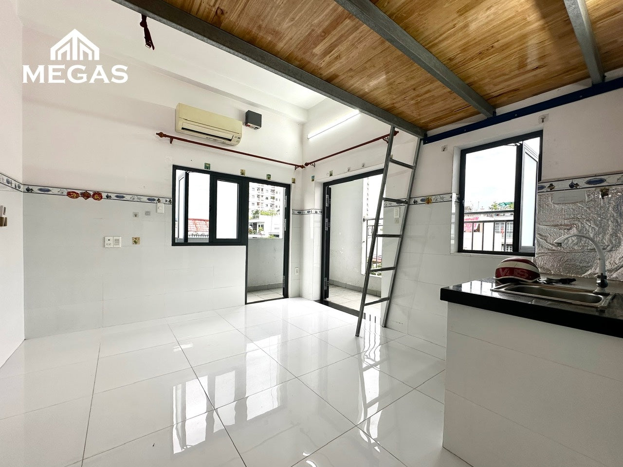 [002421]HTLDUPBC-LG02