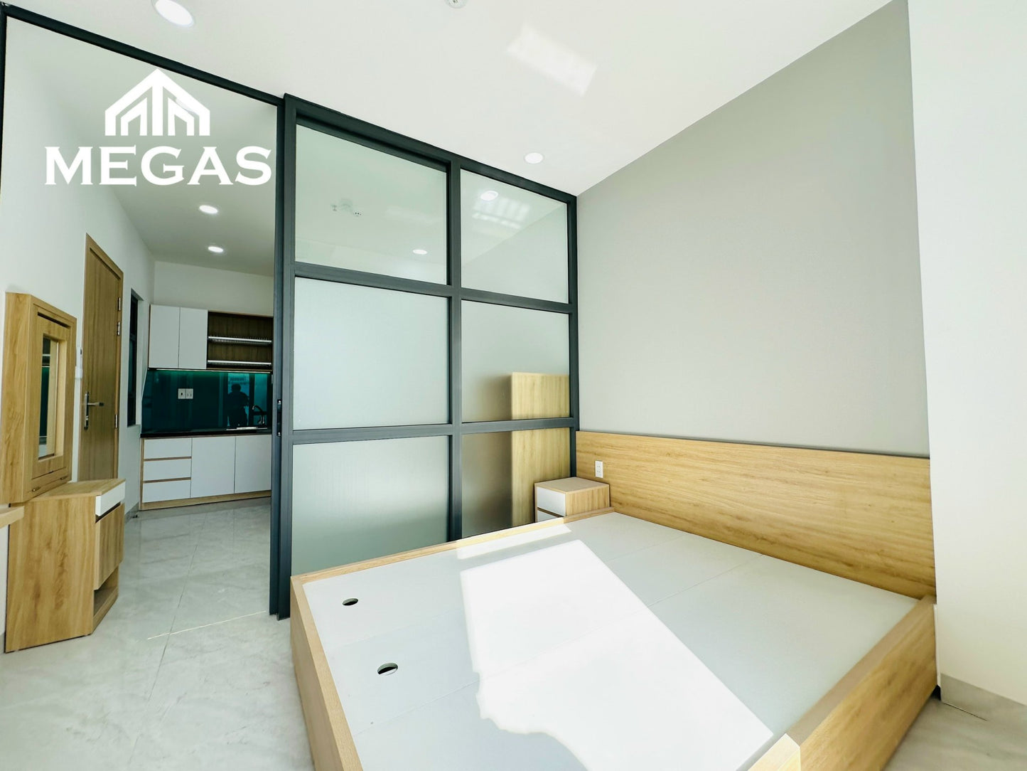 [001661]HDDSTUBC-NM01