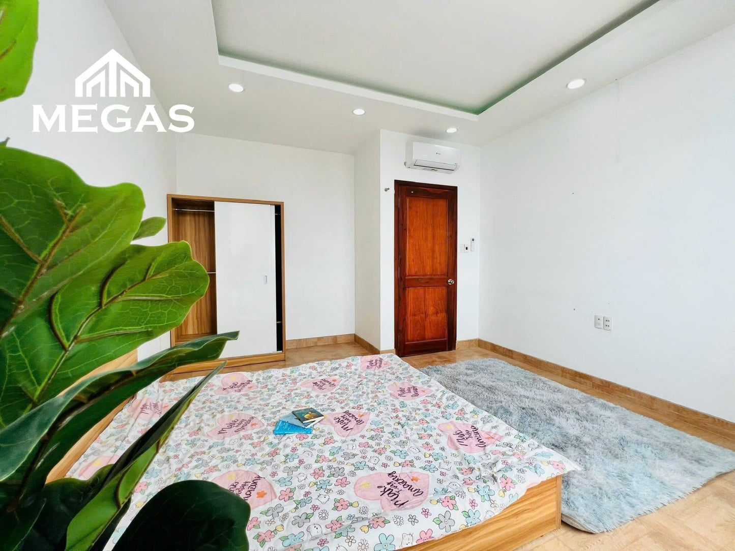 [000381]TKTQSTUBC-NM01