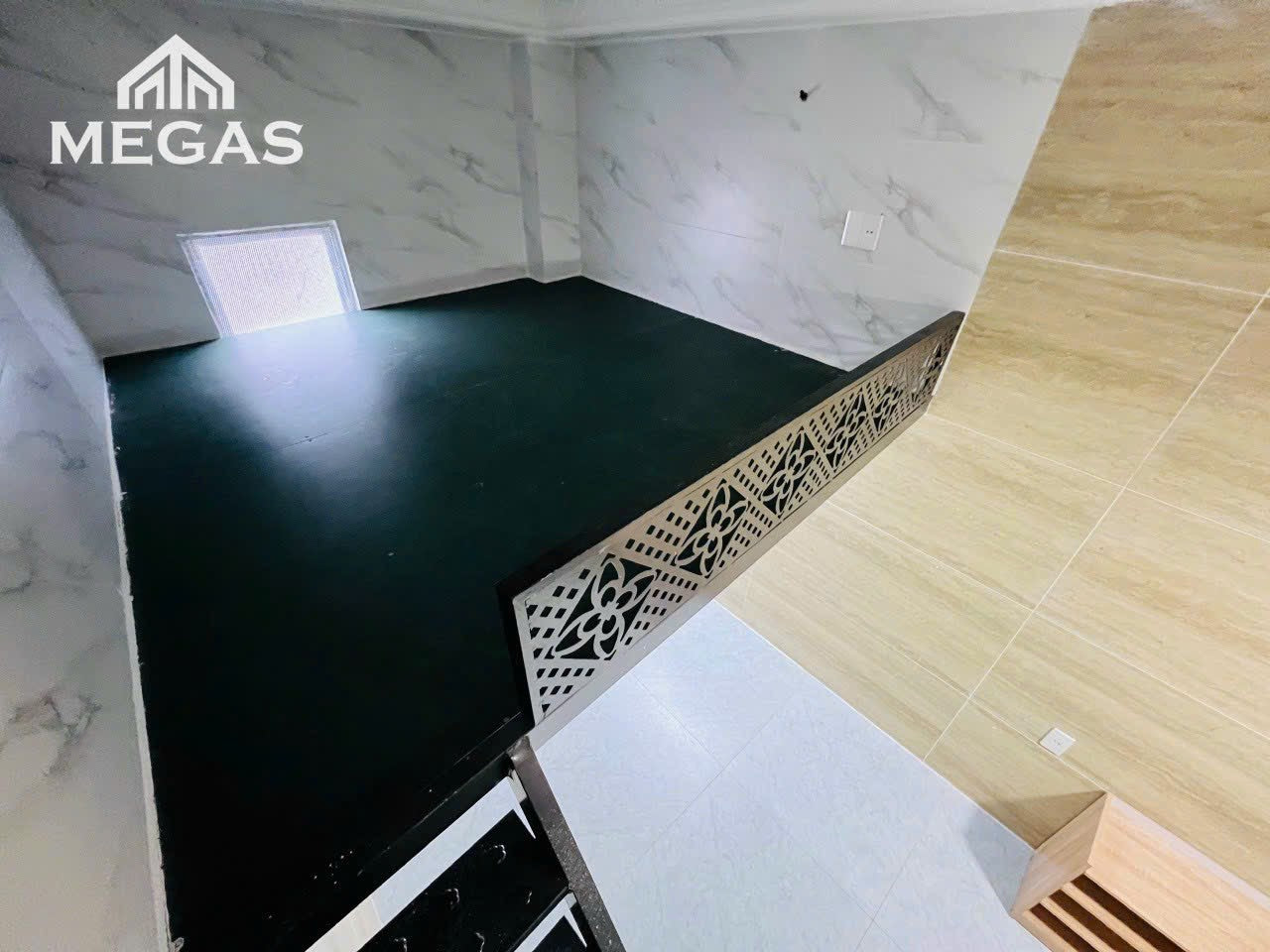 [002592]LK1618DUPST-NM01