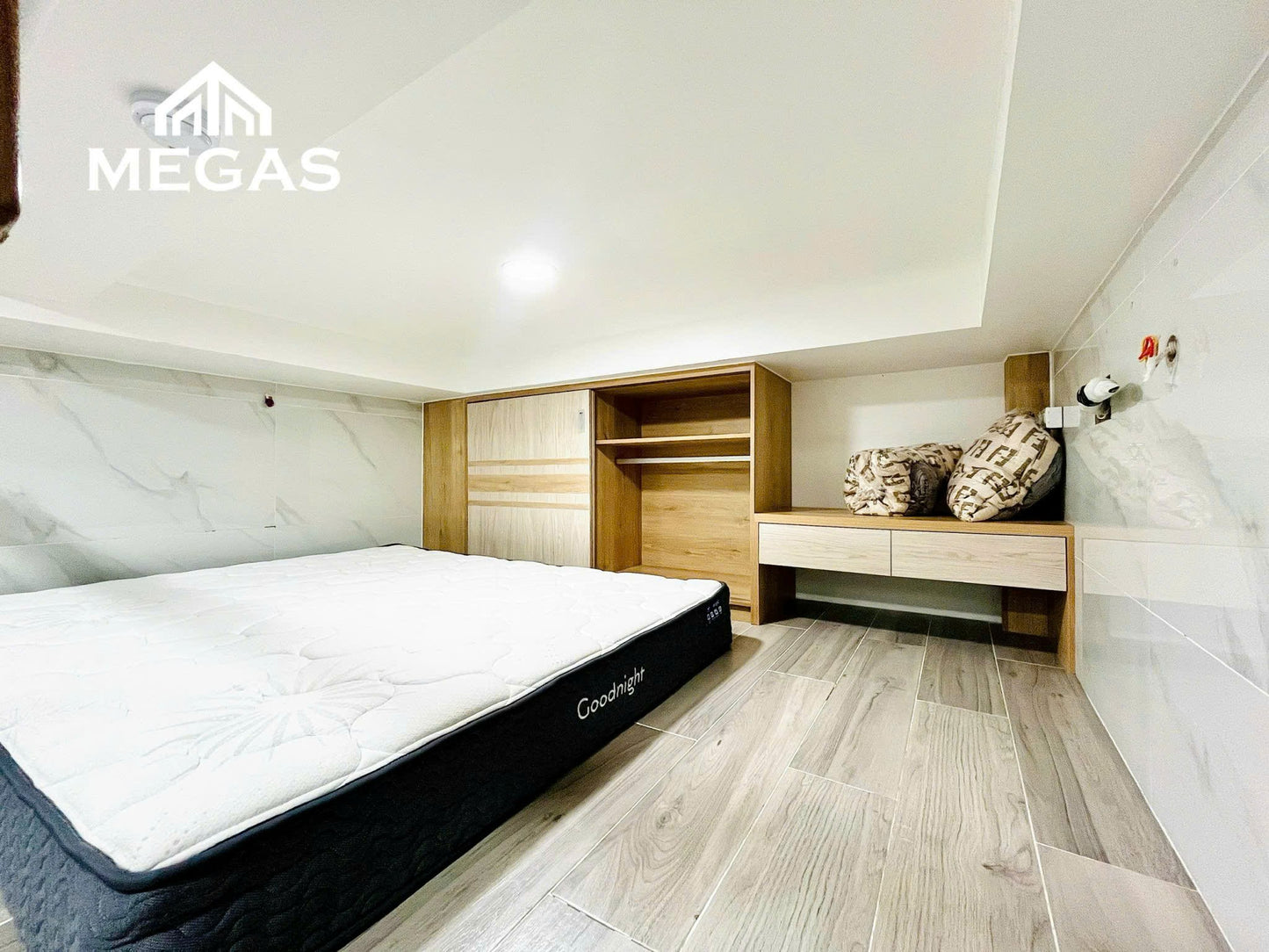 [002604]NVLDUPST-NM01