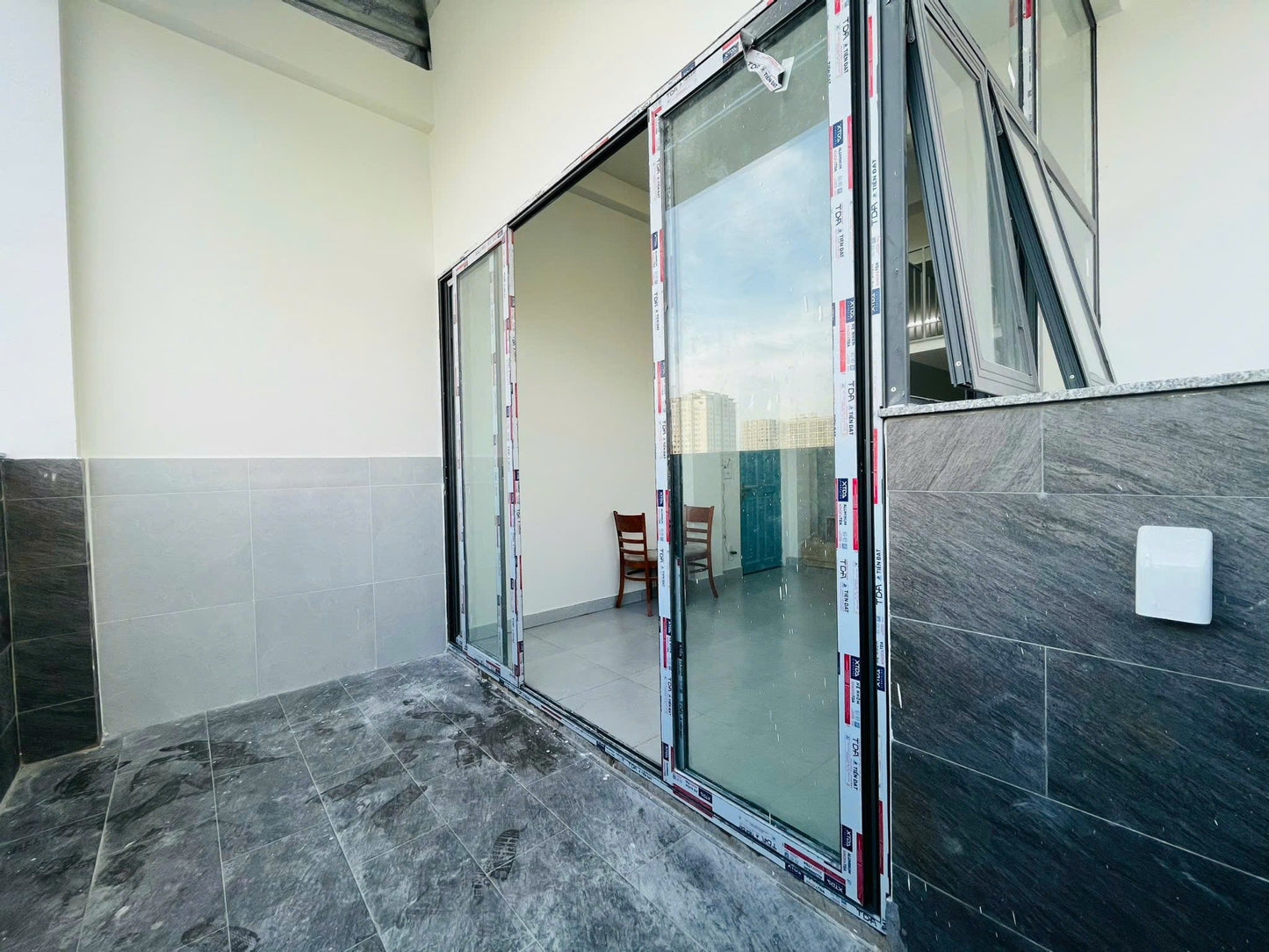 [002201]TNHDUPBC-LG03