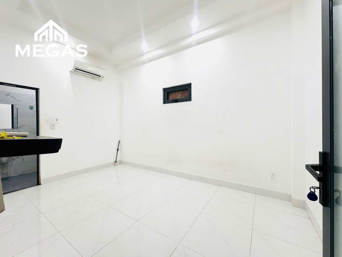 [000342]DS8STUSK-NM01