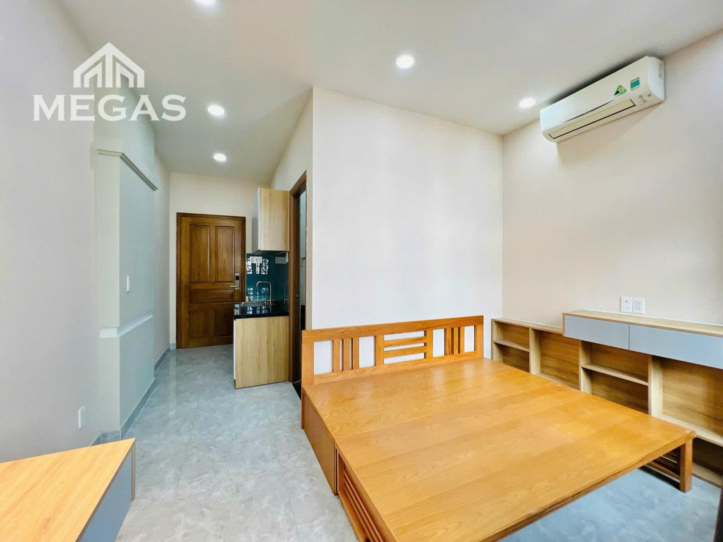 [000721]GDSTUBC-NM01