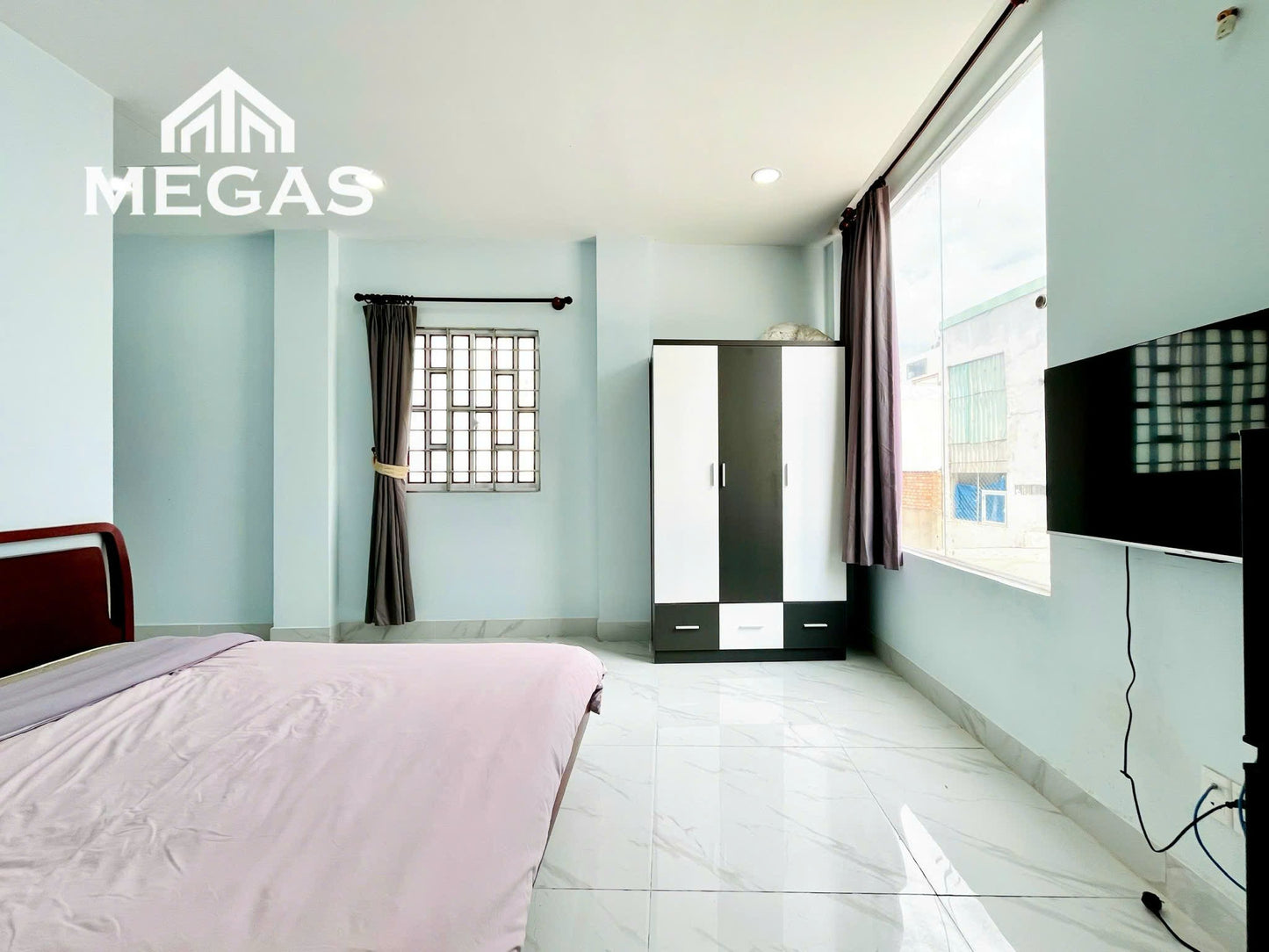 [002633]OIKSTUSK-NM01