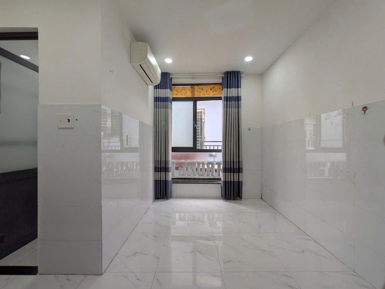 [002611]KVSTUSK-NM01