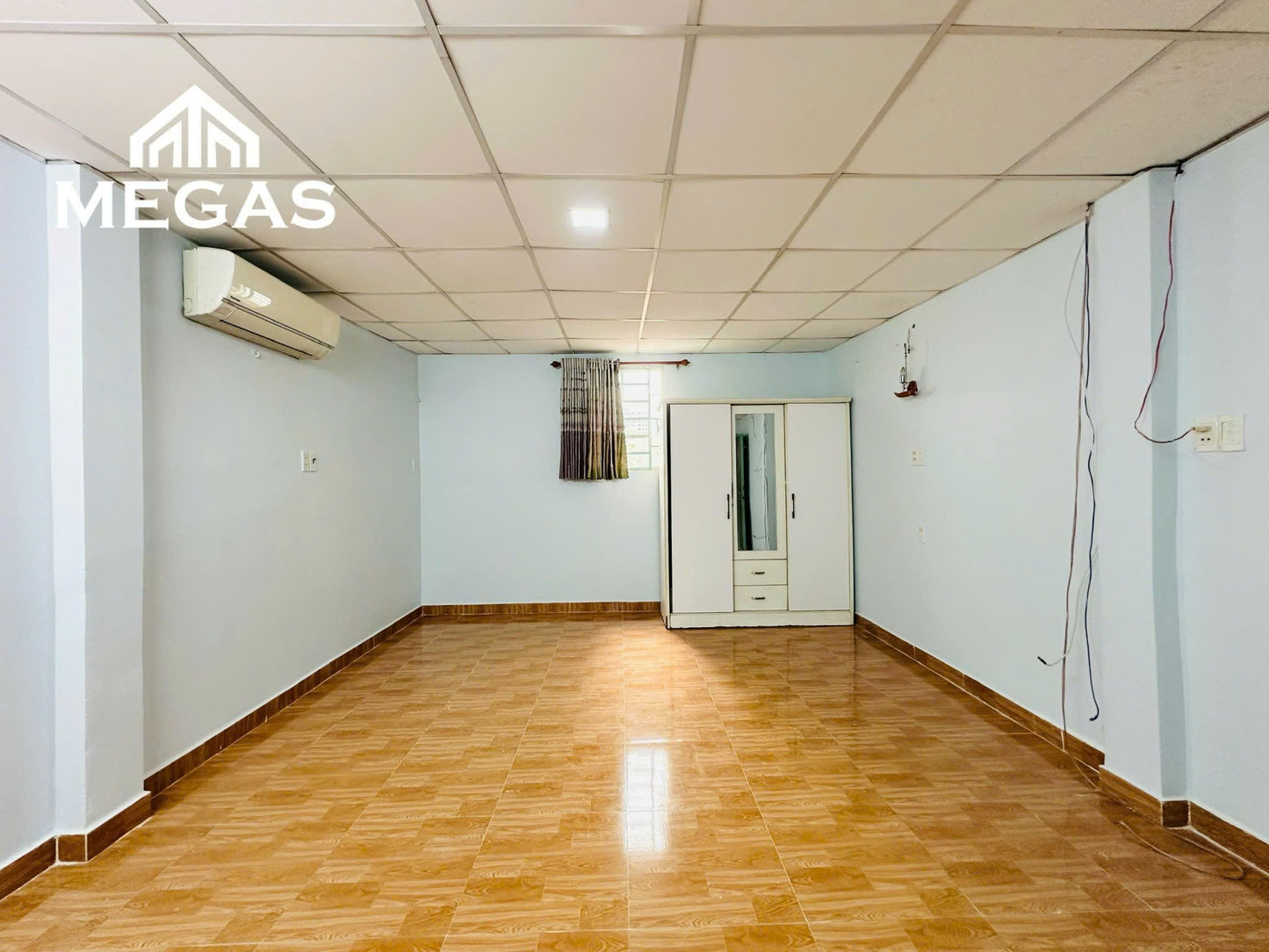 [002111]TNHDUPBC-LG01