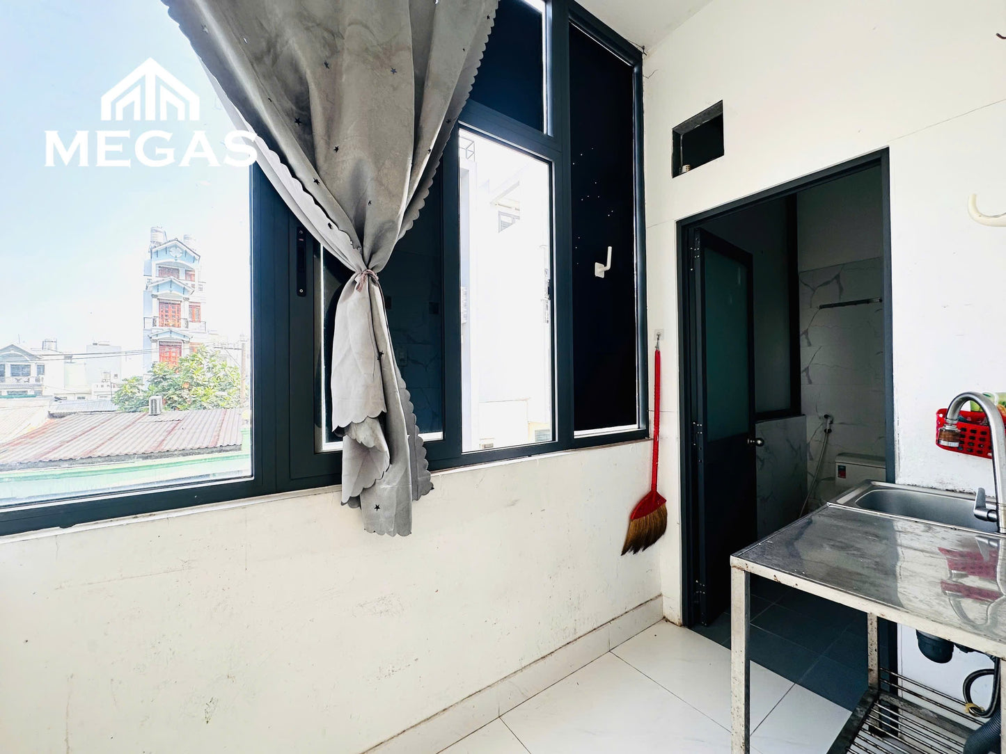 [000352]DS8STUSK-NM02