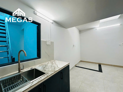 [002341]DC8DUPST-NM01