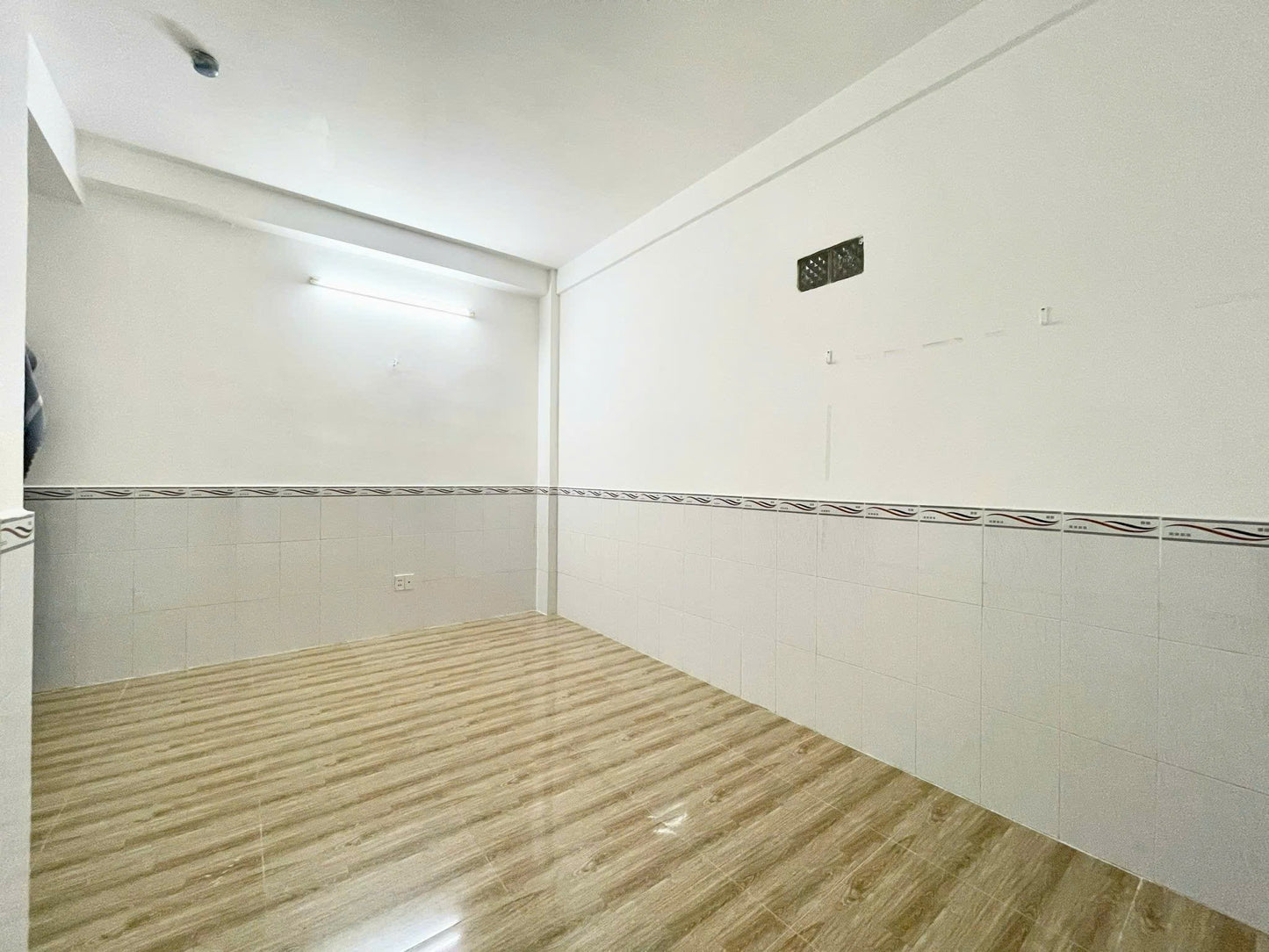 [000751]THSTUST-NM01