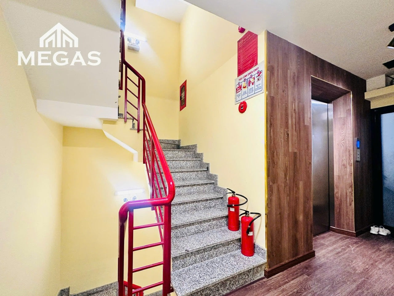 [000471]NQDDUPBC-LG04