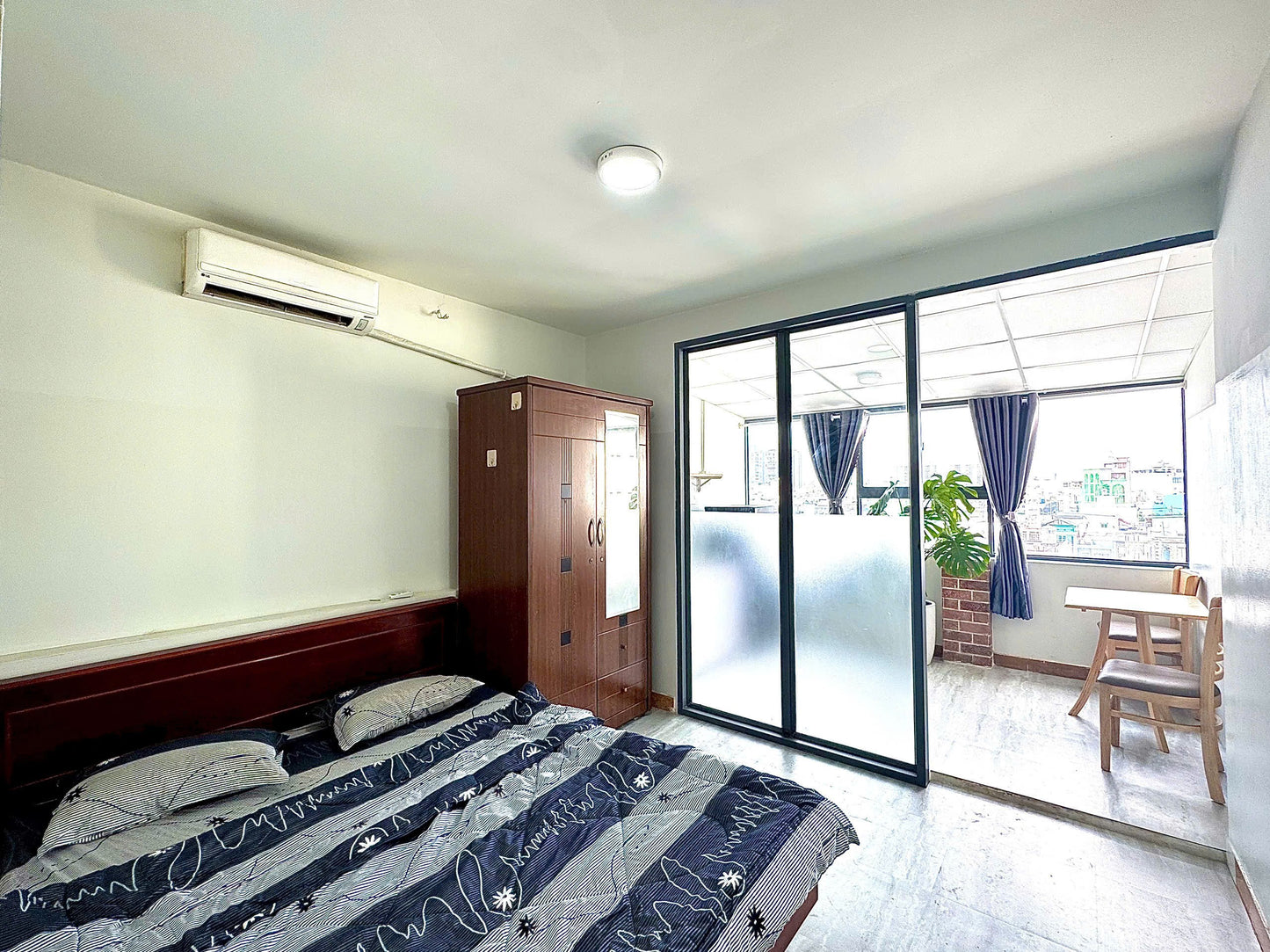 [001161]KVSTUBC-NM03