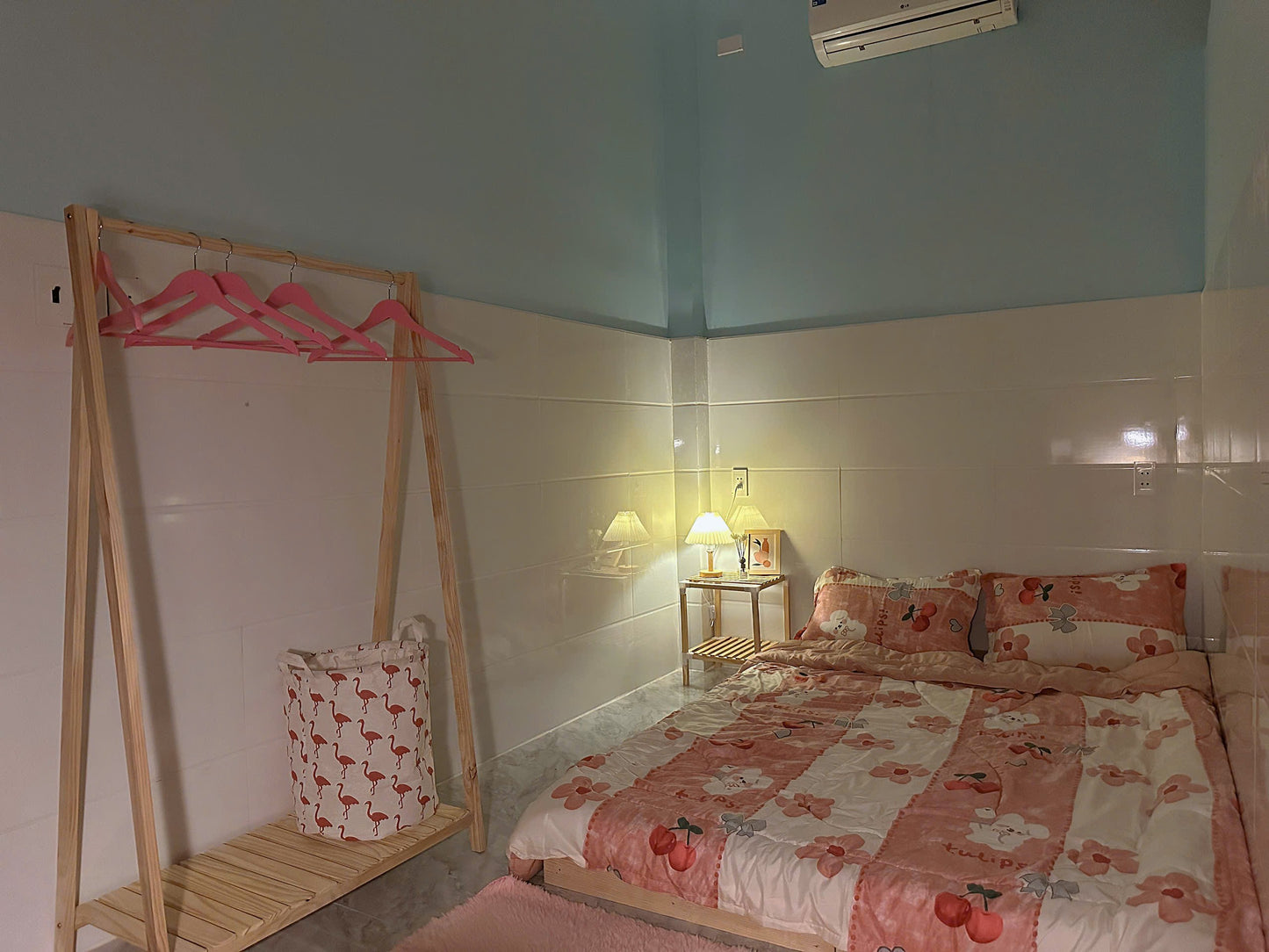 [001191]HVCSTUST-NM01