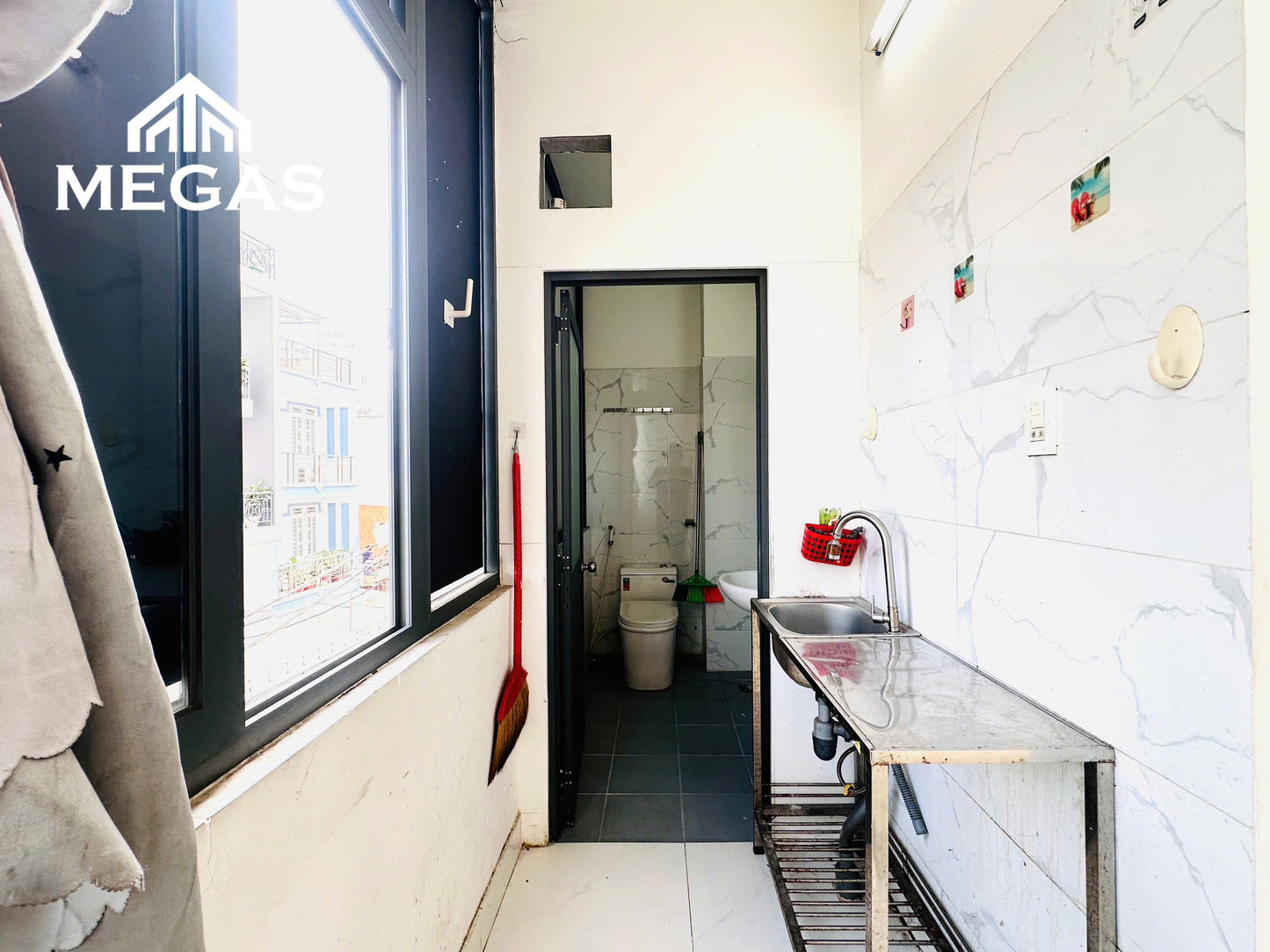 [000352]DS8STUSK-NM02