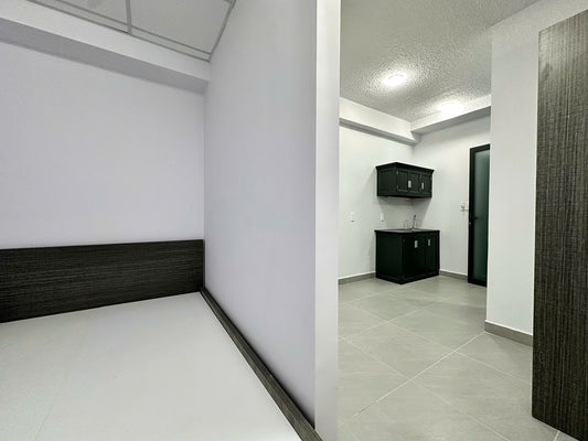 [001261]30T4STUST-NM01