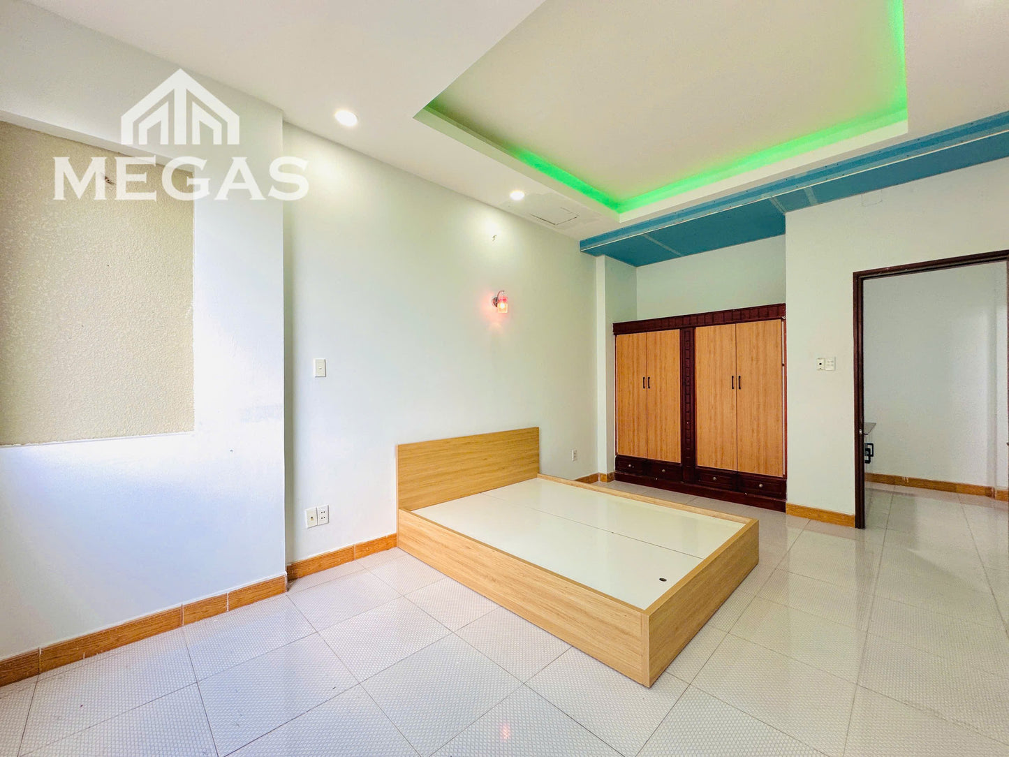 [002711]VLSTUSK-NM01