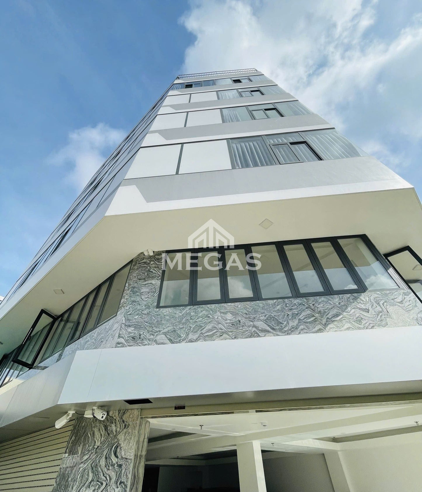 [000352]DS8STUSK-NM02