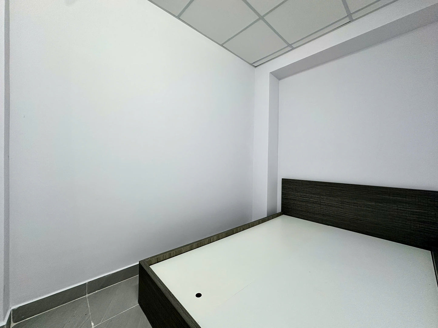 [001261]30T4STUST-NM01