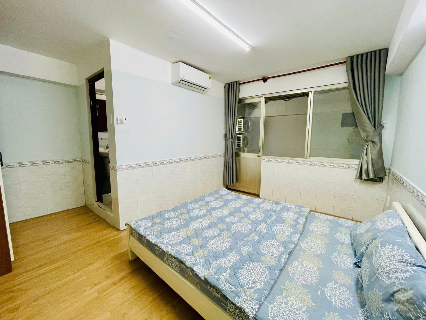 [003325]LLQ1PNST-LG01