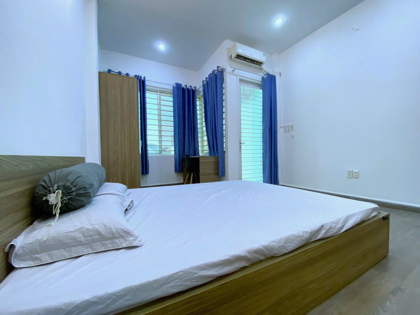 [003545]TSHSTUSK-NM01