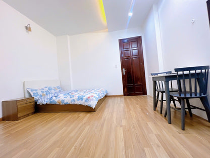 [003765]SDSTUST-NM02