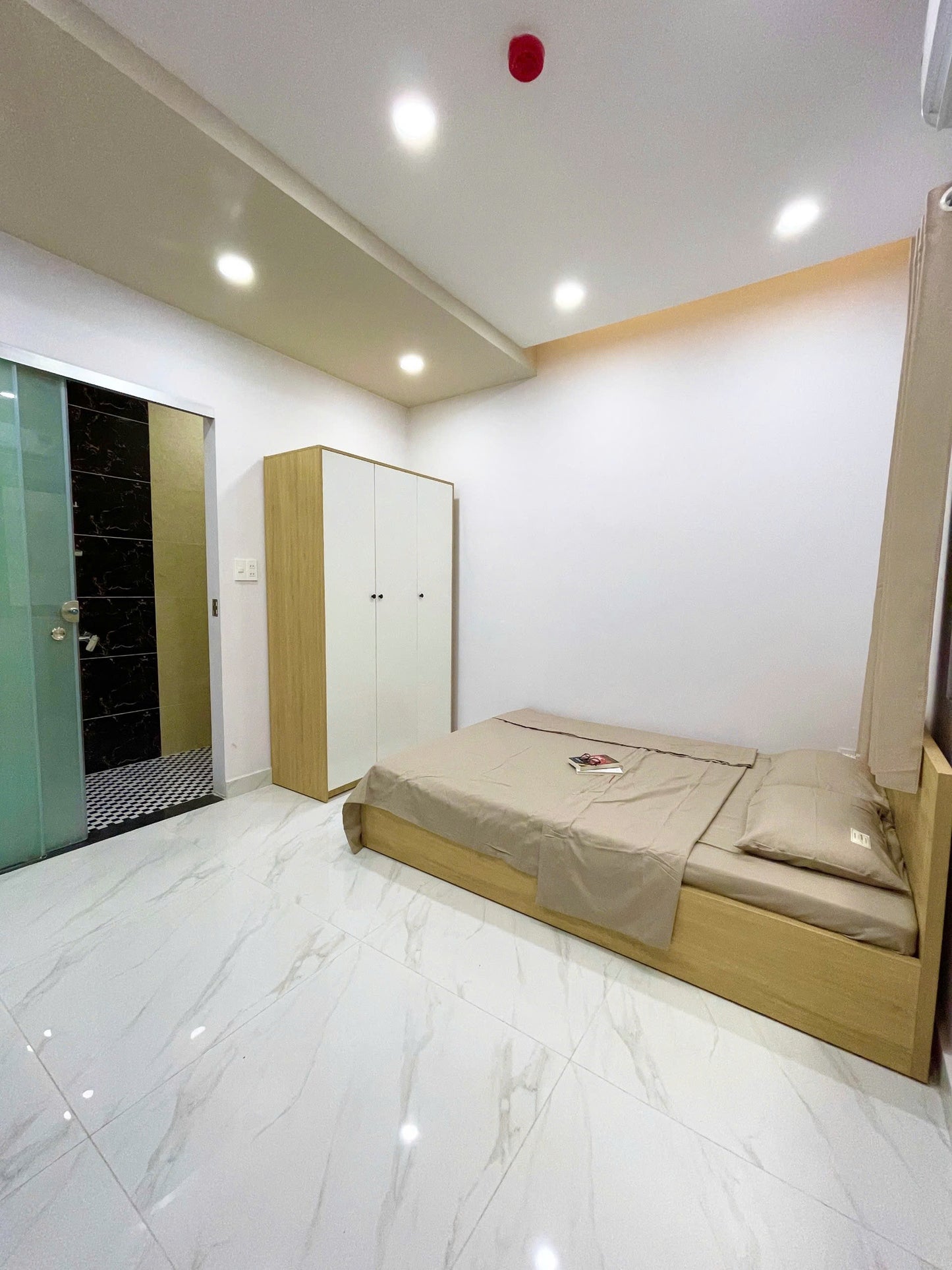 [003705]LLQSTUSK-NM01