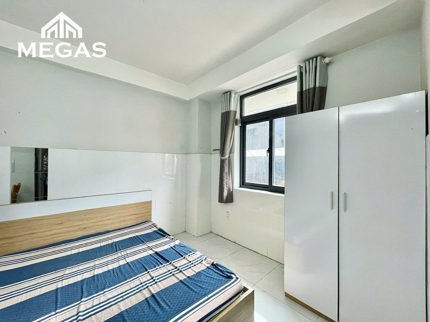 [004115]DXSTUSK-NM01