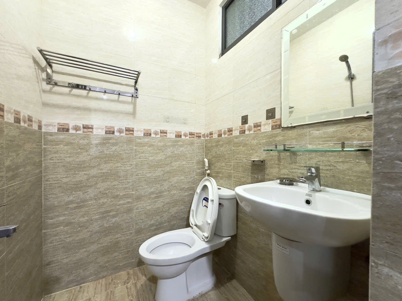 [005575]VCSTUBC-NM01