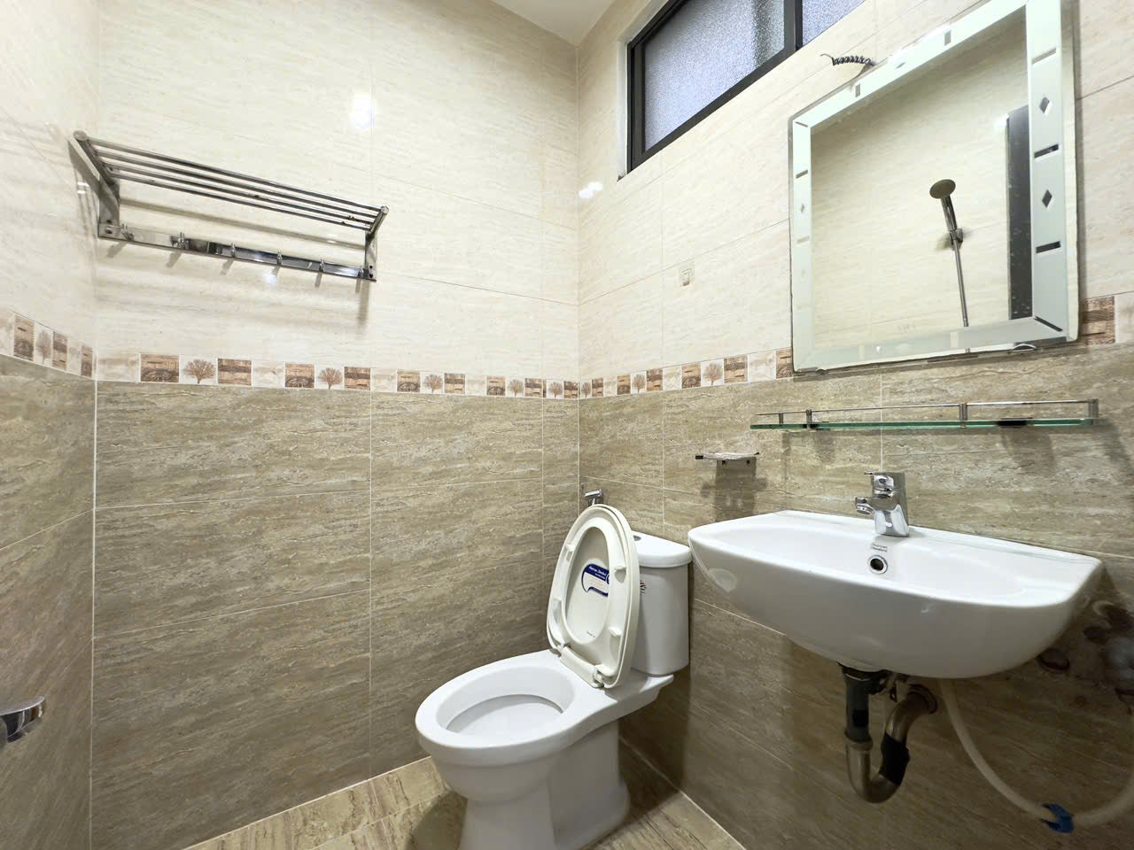 [005585]VCSTUBC-NM02